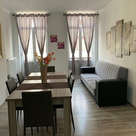 Modern Apartment Second Floor Bruselas Exterior foto