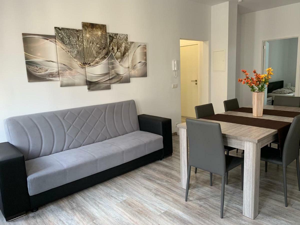 Modern Apartment Second Floor Bruselas Exterior foto
