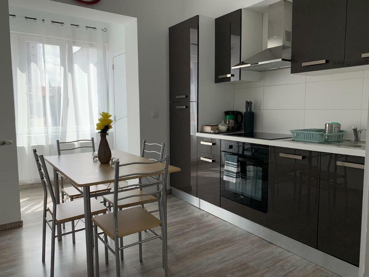 Modern Apartment Second Floor Bruselas Exterior foto